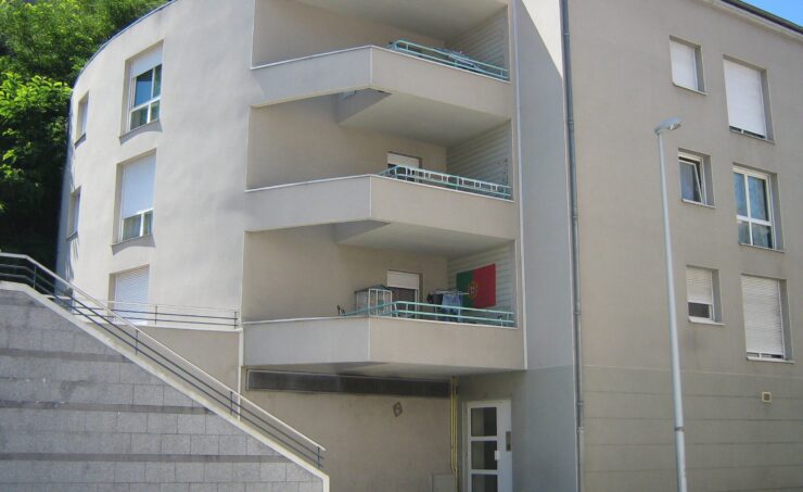 Appartement T4 93m² 63300 THIERS - Image 7
