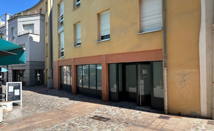 Local commercial 0 63000 CLERMONT FERRAND - Image 1