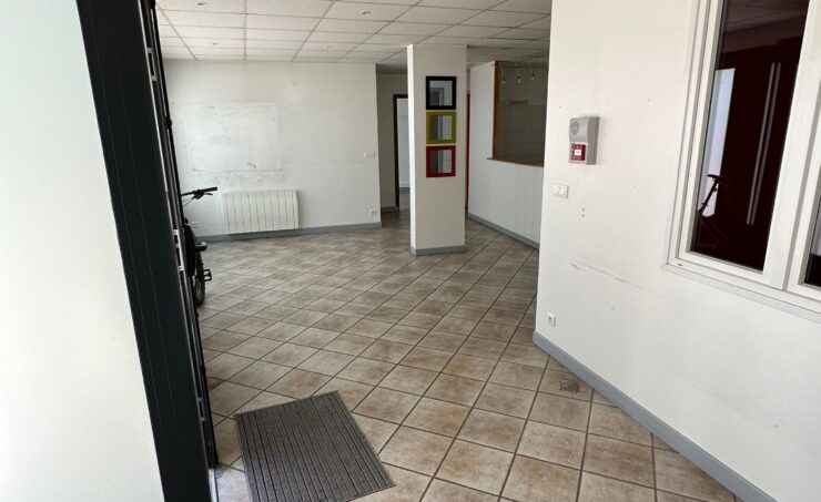Local commercial 0 63000 CLERMONT FERRAND - Image 2