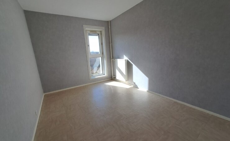 Appartement T4 80m² 63780 ST GEORGES DE MONS - Image 1