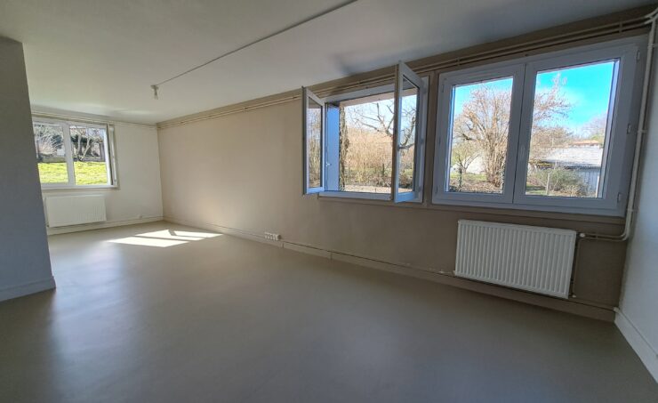 Appartement T3 75m² 63410 MANZAT - Image 1