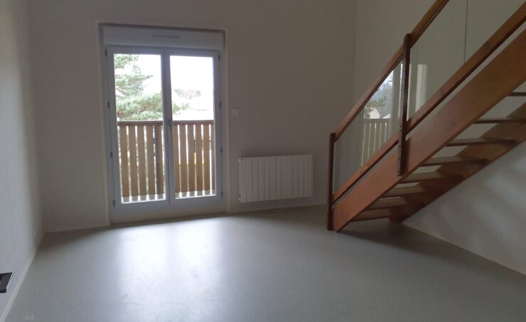 Appartement T3 67m² 63380 PONTAUMUR - Image 1