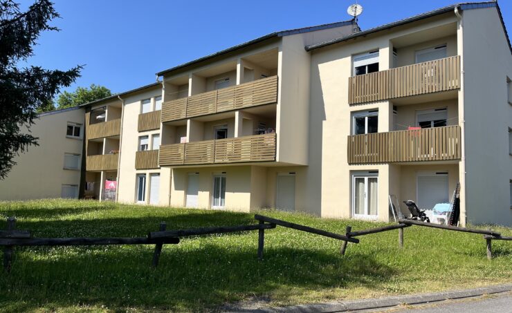 Appartement T3 67m² 63380 PONTAUMUR - Image 4