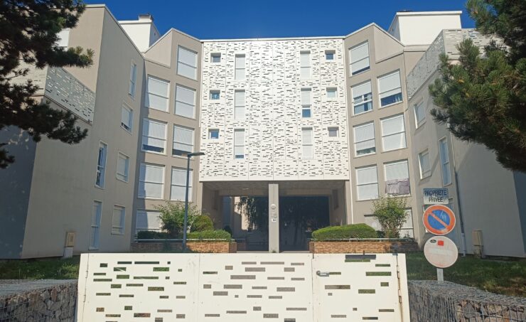 Appartement T4 85m² 63670 LE CENDRE - Image 1